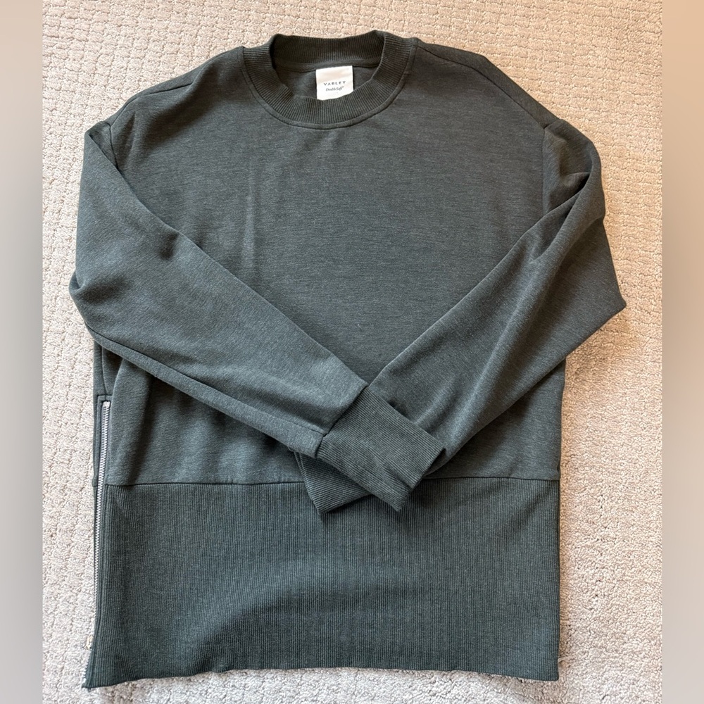 Women’s Varley double soft long sleeve  size XS beautiful green gray color